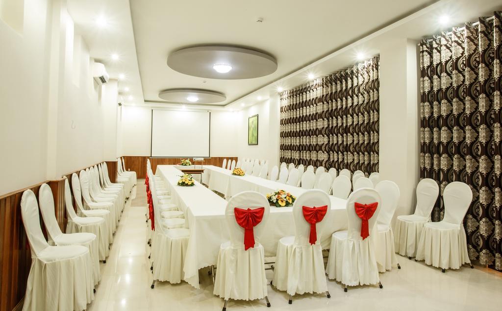 隆宝洲酒店 Thu Dau Mot 外观 照片