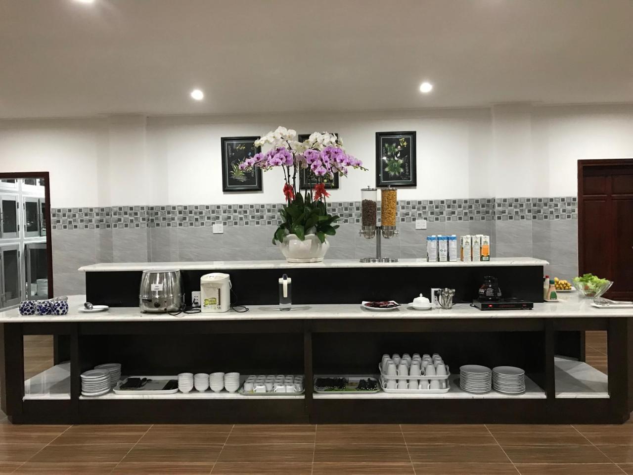 隆宝洲酒店 Thu Dau Mot 外观 照片